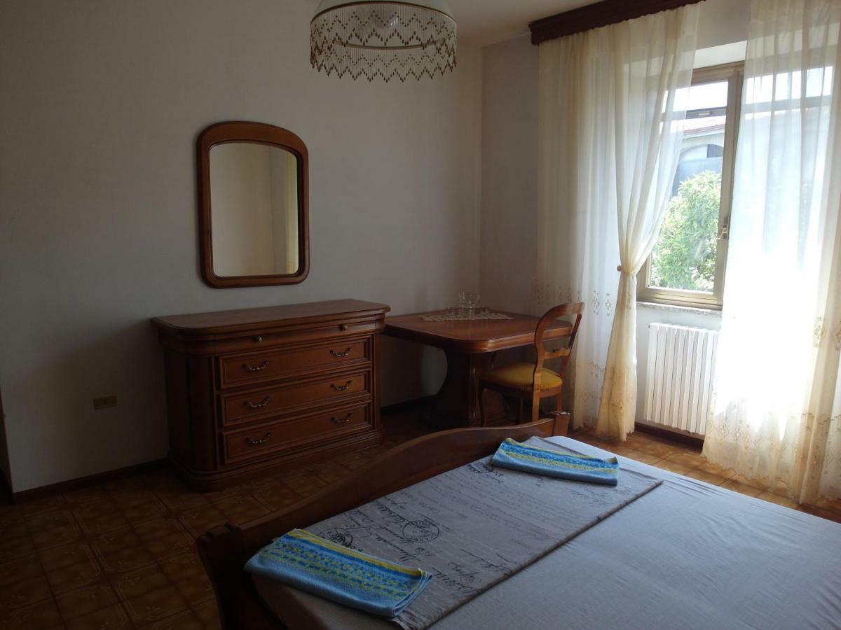 Apartment Via Montenegro Ghilarza Kültér fotó